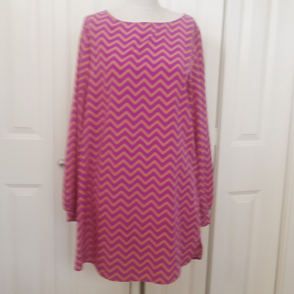 EVERLY Chevron Print Shift Dress M